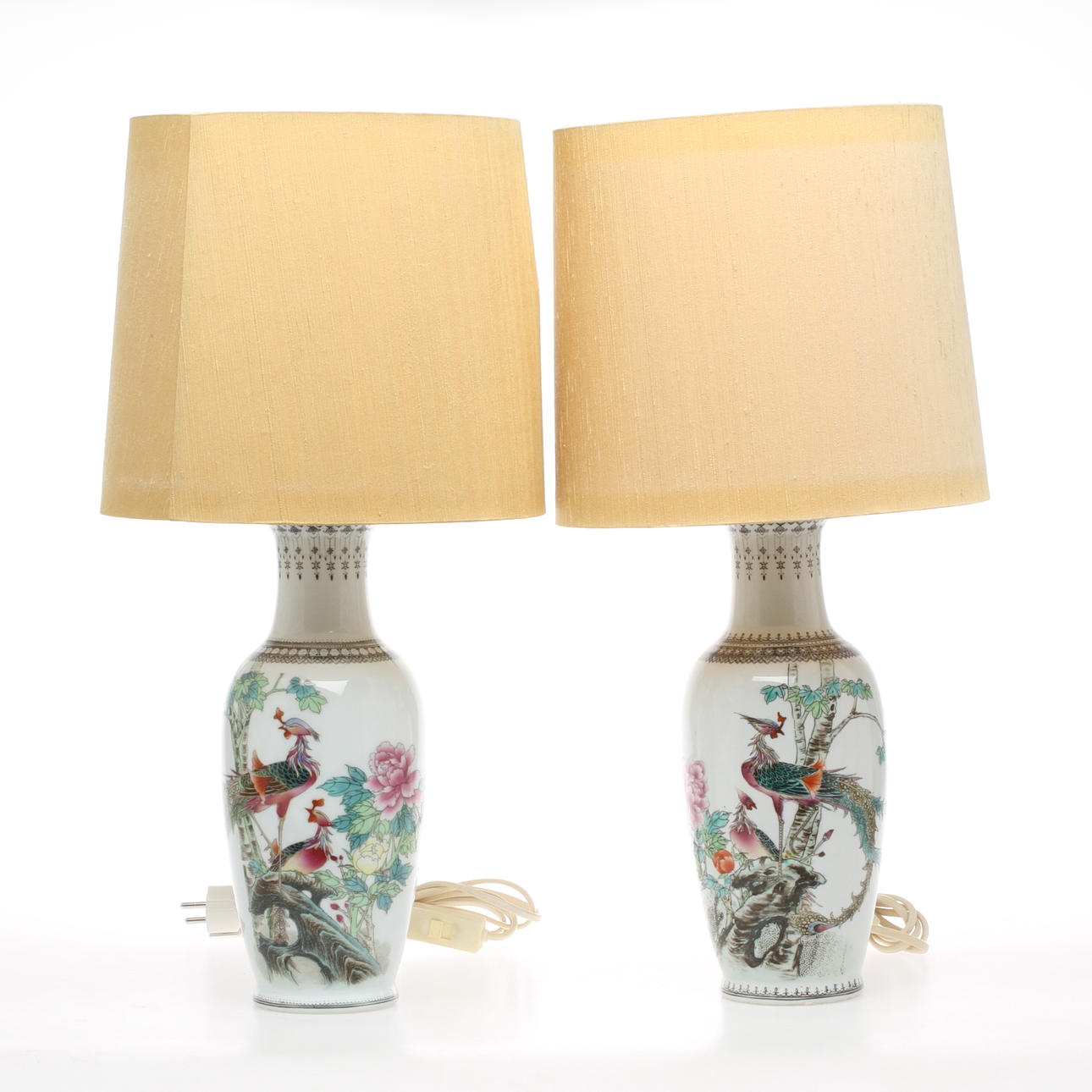 BORDSLAMPOR, 1 par, porslin, Kina, 1900-tal.