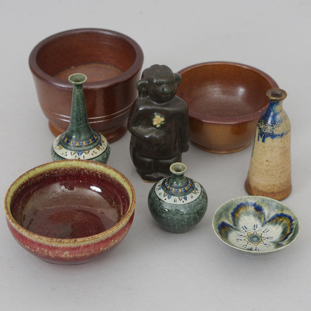 MINIATYRER, keramik, Yngve Blixt, Åke Holm mm.