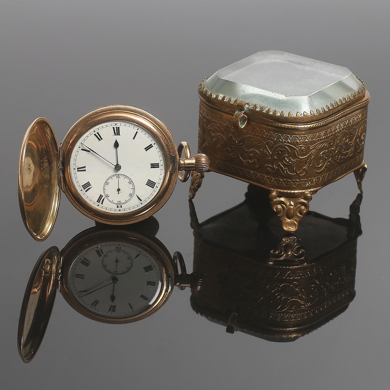 FICKUR, savonett, Waltham Watch Co. Massachusetts, USA i KLOCKGÖMMA. 1900-talets första del.