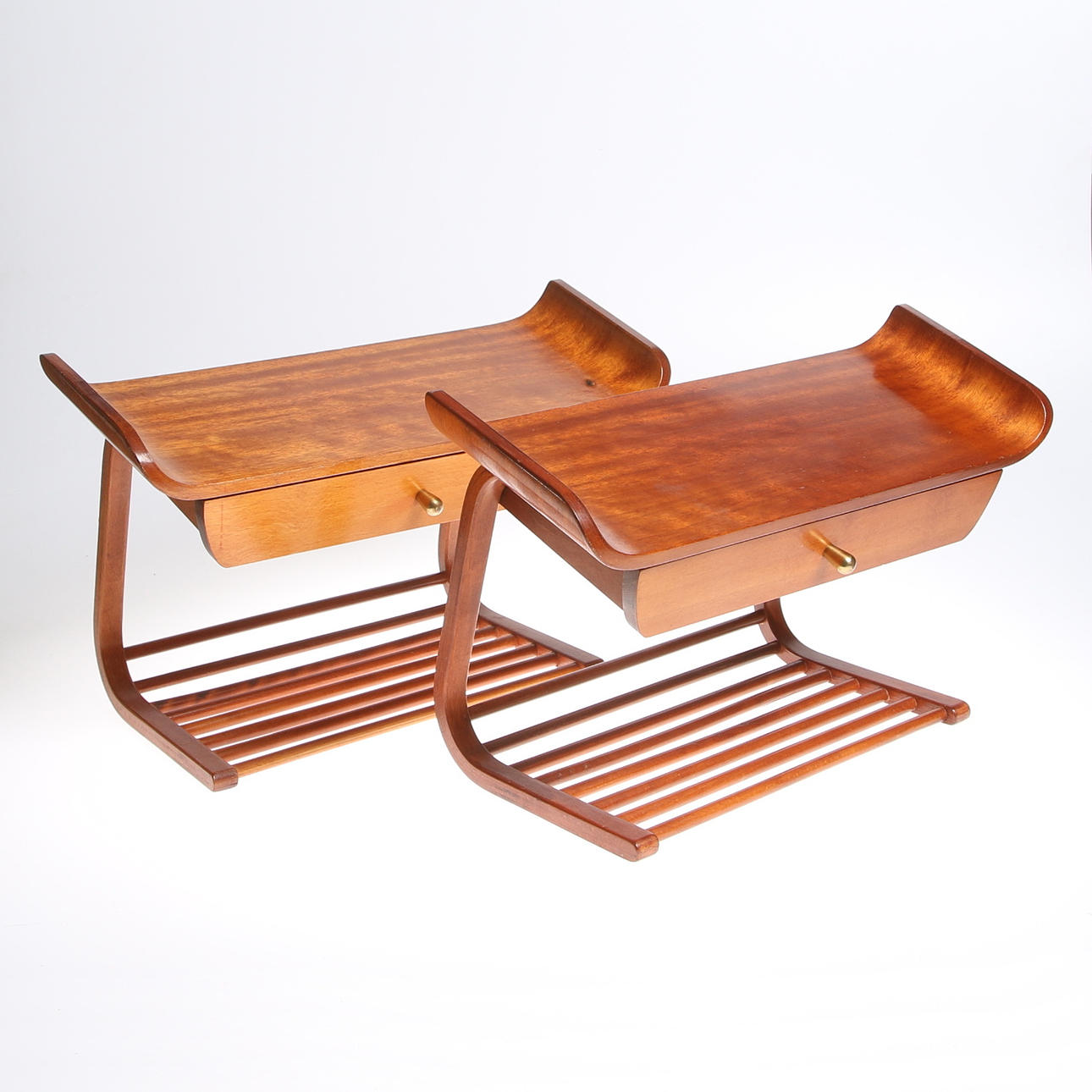 SÄNGBORD, mahogny, 1950/60-tal.