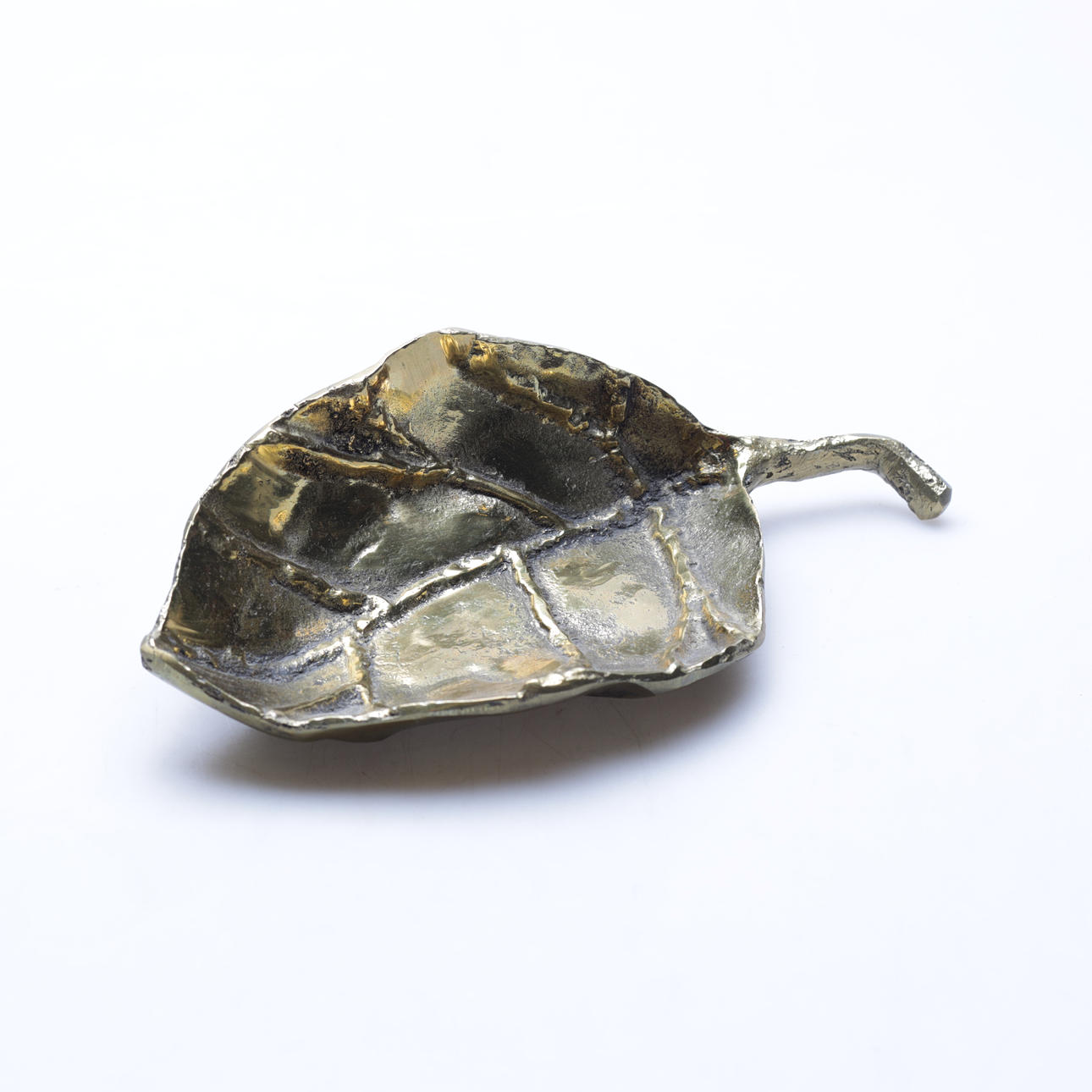 VEISTOS, messinki, 1900-luku.