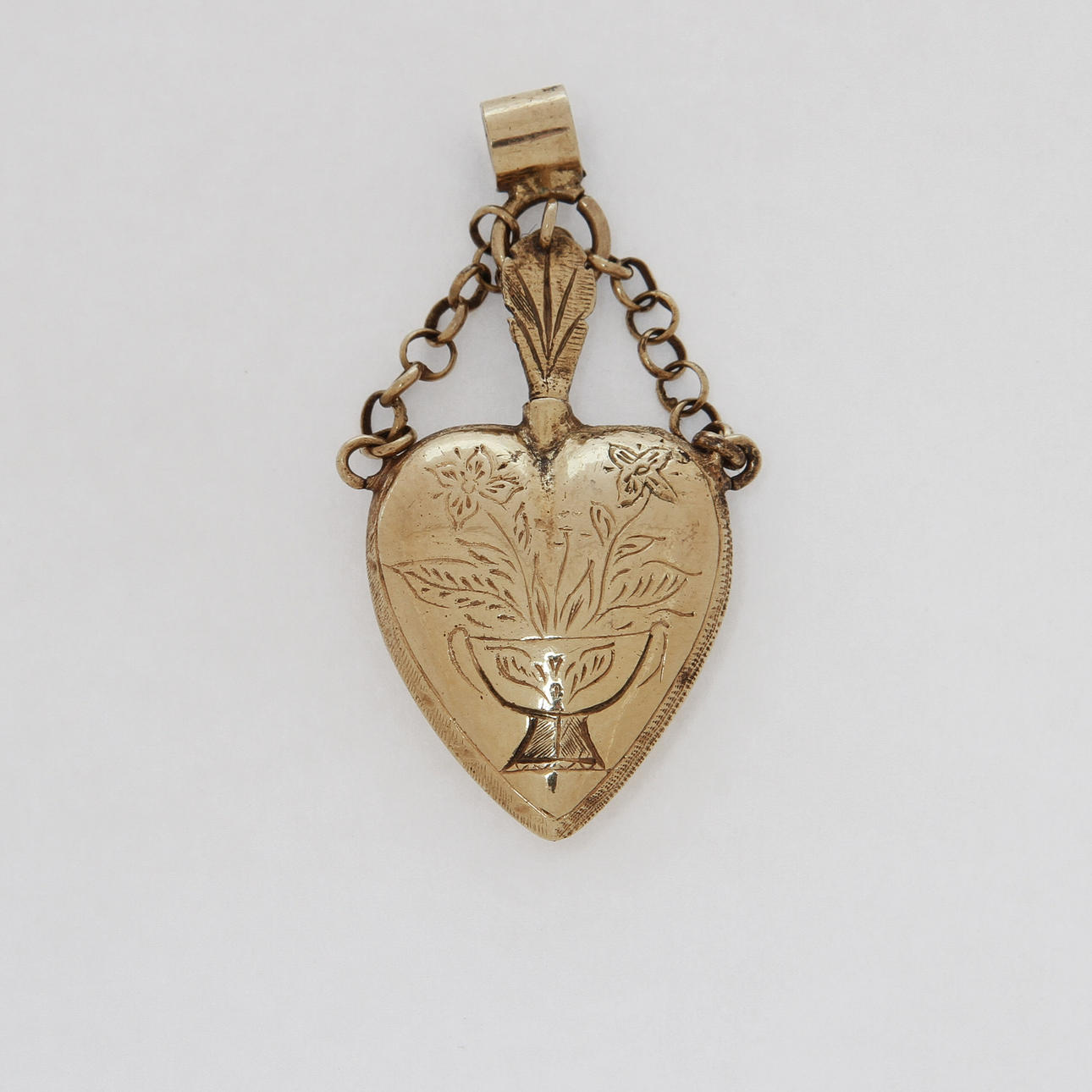 HÄNGE/LUKTDOSA, Silver, Gustav Wilhelm Nordström, Växsjö. Stämplade mellan1828-1849.