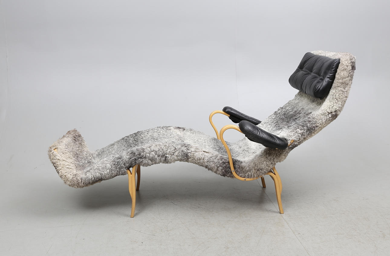 VILSTOL, "Pernilla 3", design Bruno Mathsson.