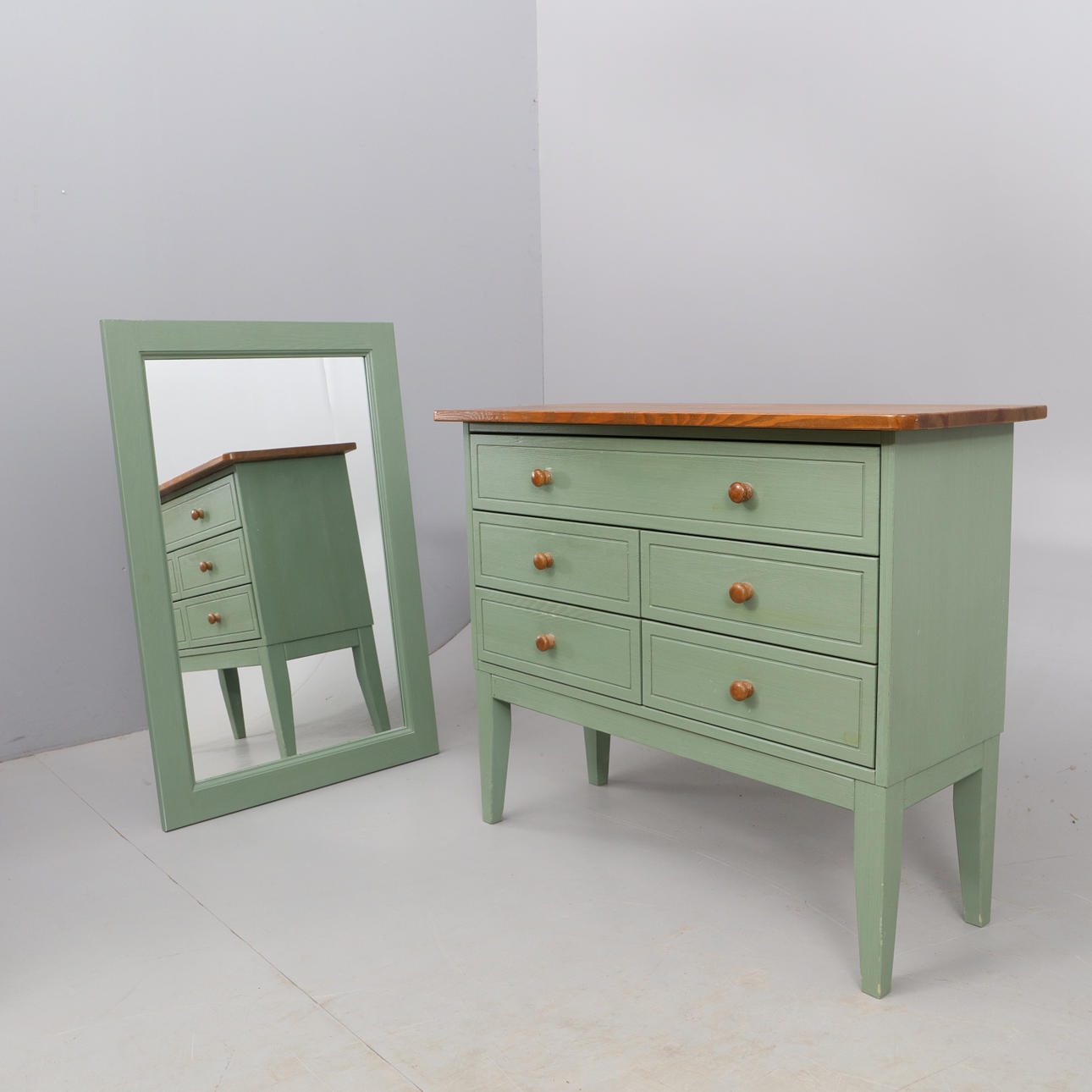 HALL BUREAU, con ESPEJO, 1900.