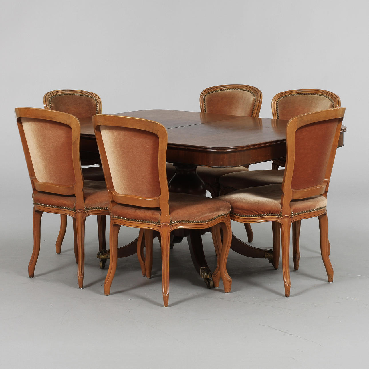 BORD OCH 8 STOLAR, 1900-tal.