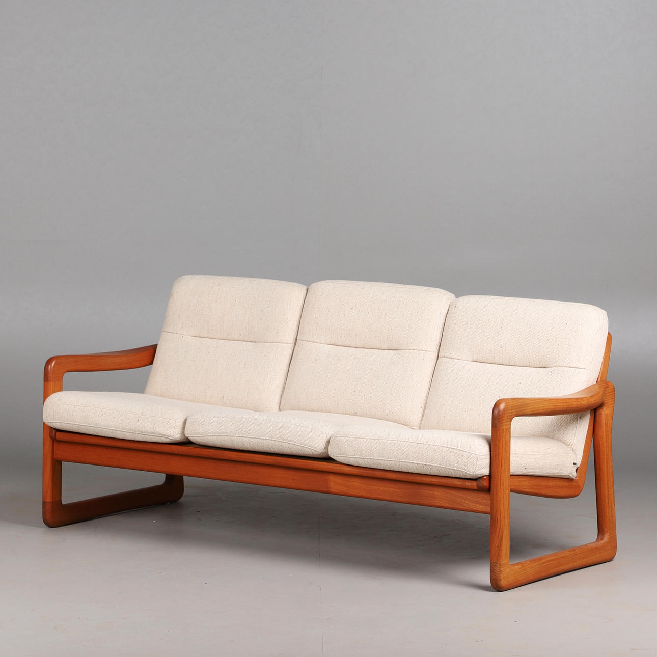 Holstebro Møbelfabrik, sofa / couch, teak, wool, 1970s, Denmark.