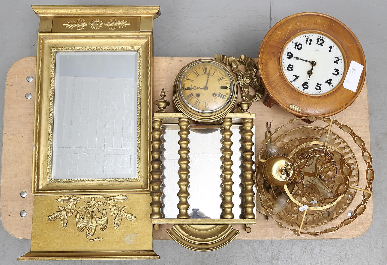 TAKPLAFOND och VÄGGUR, 2 st samt SPEGEL, empirestil, 1900-tal.