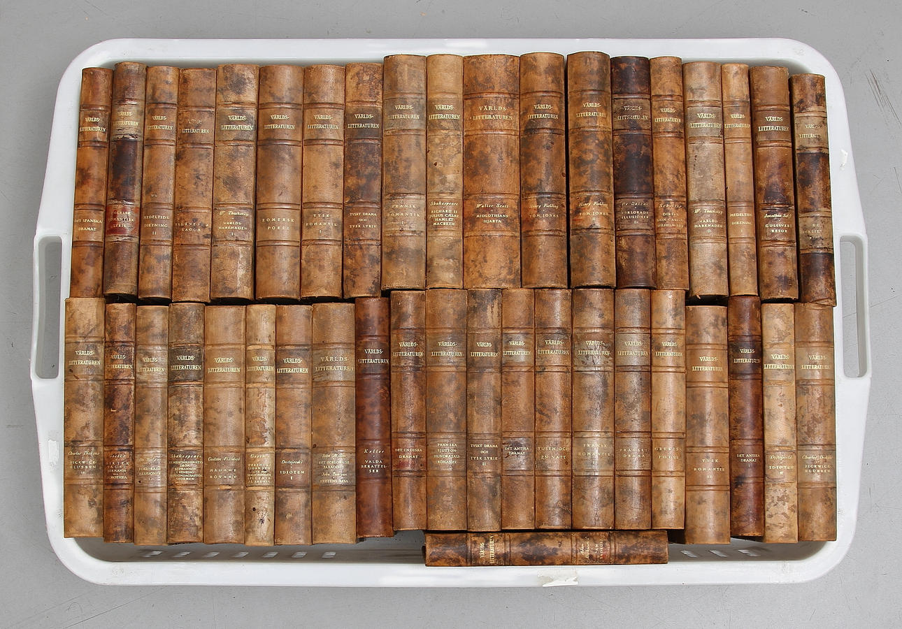 BÖCKER, 42 band, "Världslitteraturen", Albert Bonniers, 1920/30-tal.