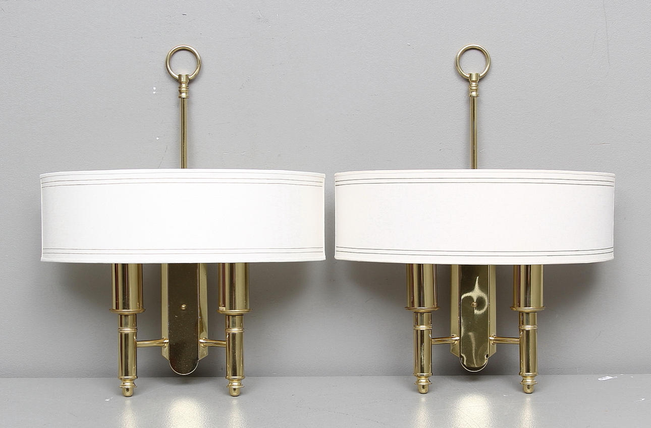 LAMPETTER, ett par, mässing, Örsjö, 1900-talets fjärde kvartal.