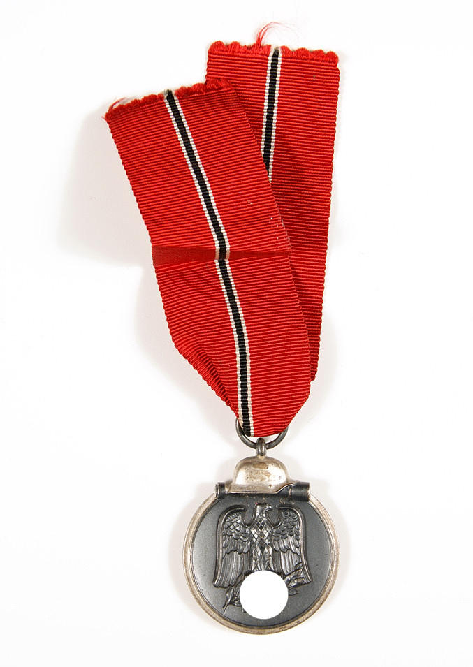 MEDALJ ”Vinterstrid i öst” 1941/42.
