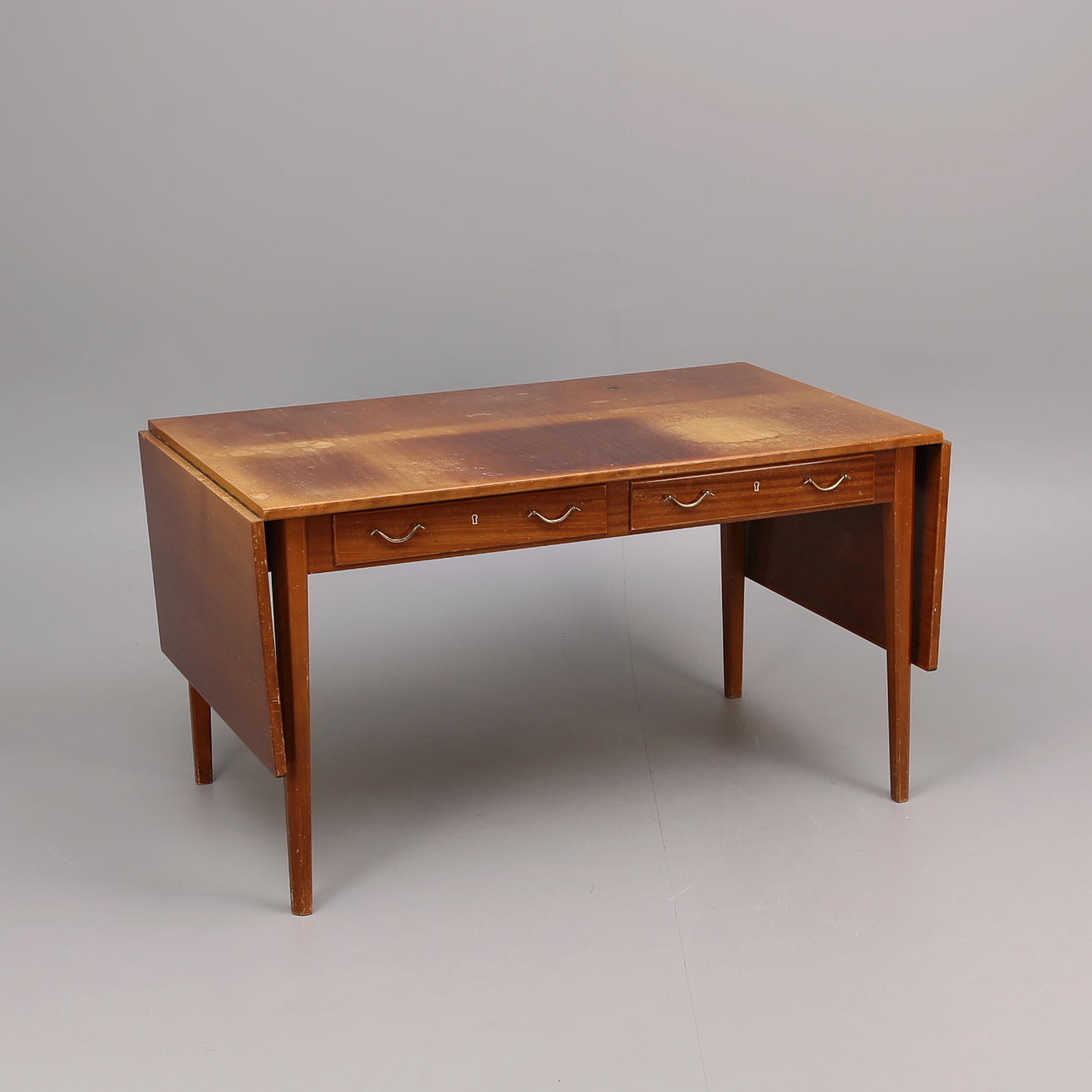 SKRIVBORD, 1950-tal.