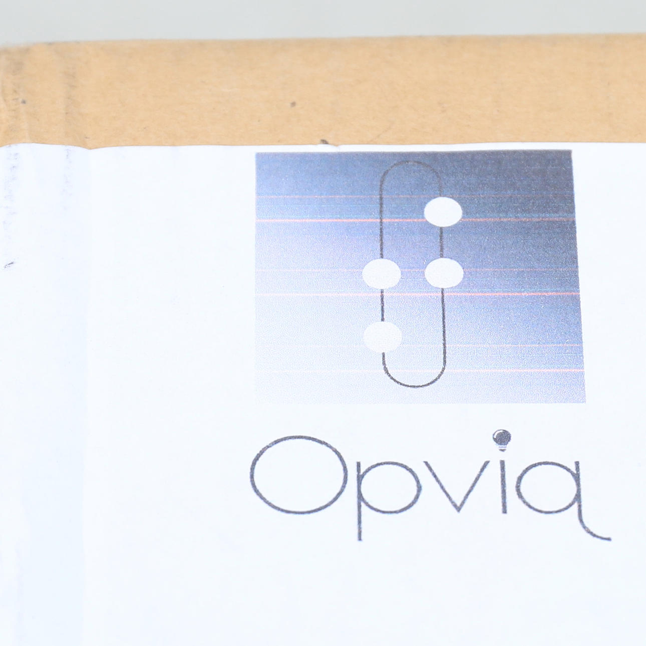 VÄGGLAMPA, Opviq, 2000-tal.