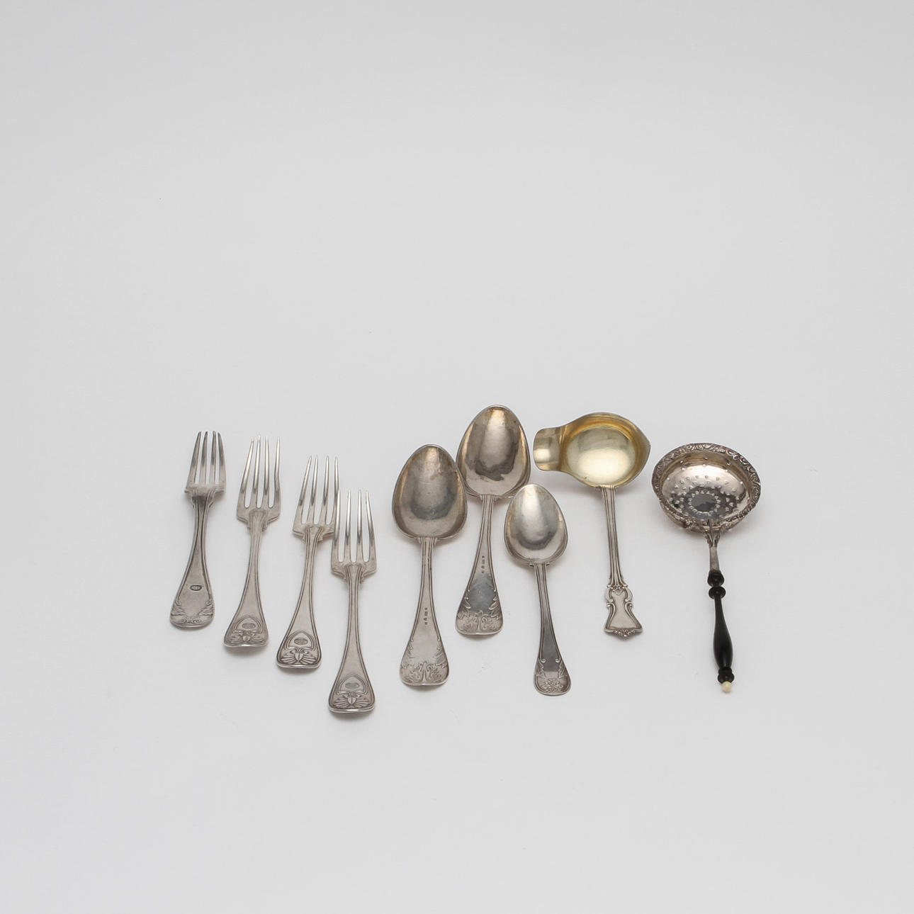 SILVERBESTICK, 9 delar, Sverige 1800-tal. Vikt ca 500 gram.