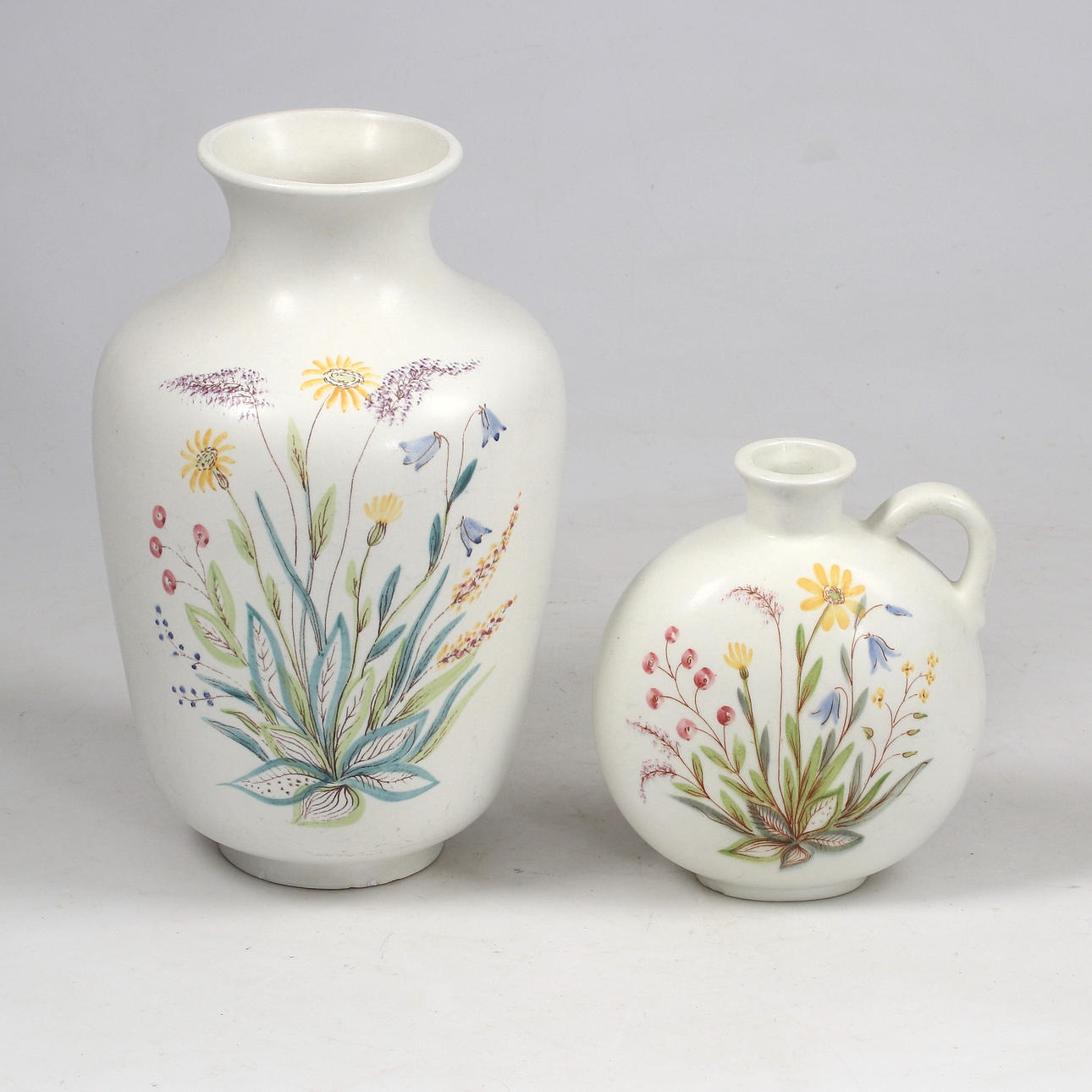 LARS THORÉN. Vaser, 2 st, stendgods, Rörstrand.