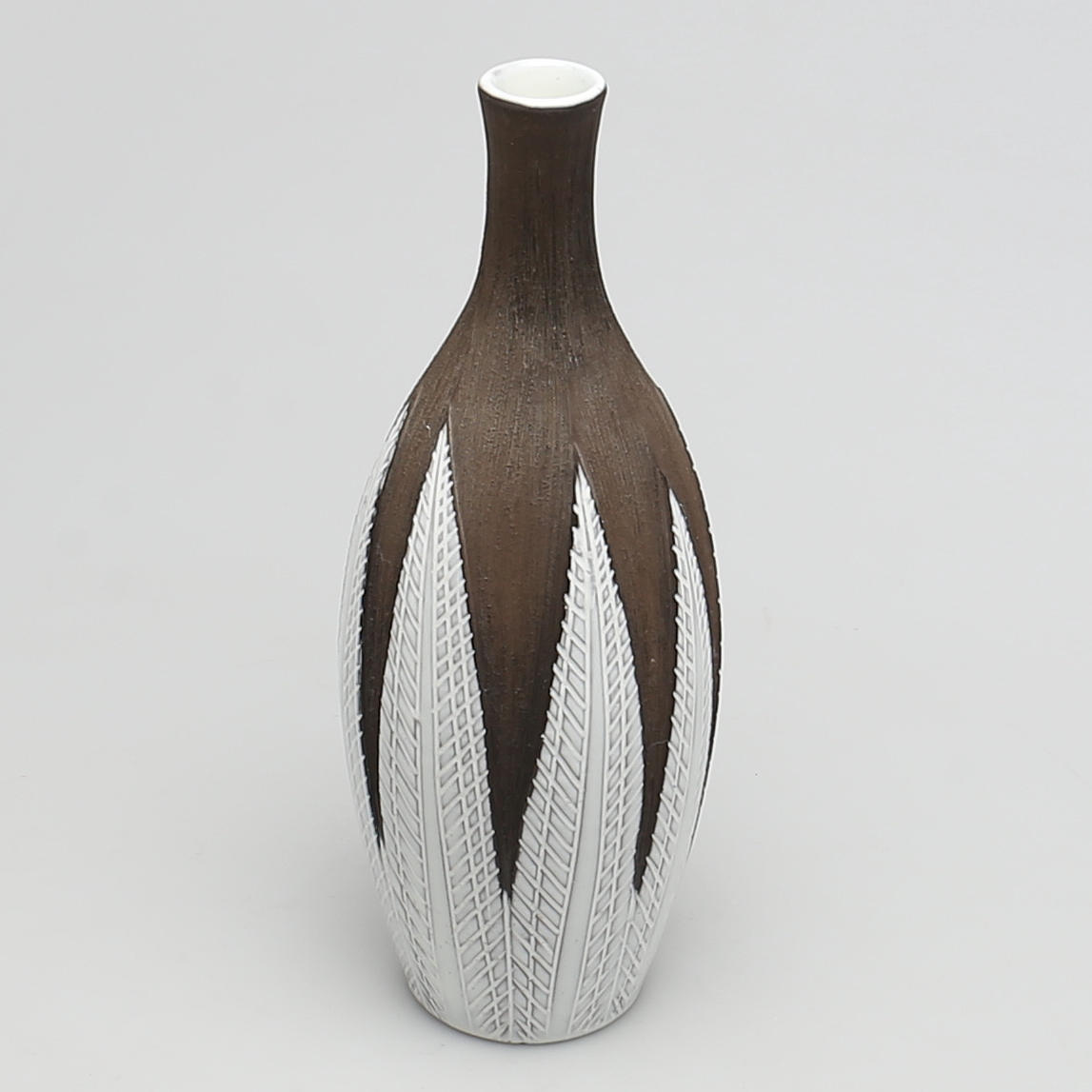 ANNA-LISA THOMSON. Vas. Lergods "Paprika" (1948-62) Upsala Ekeby.