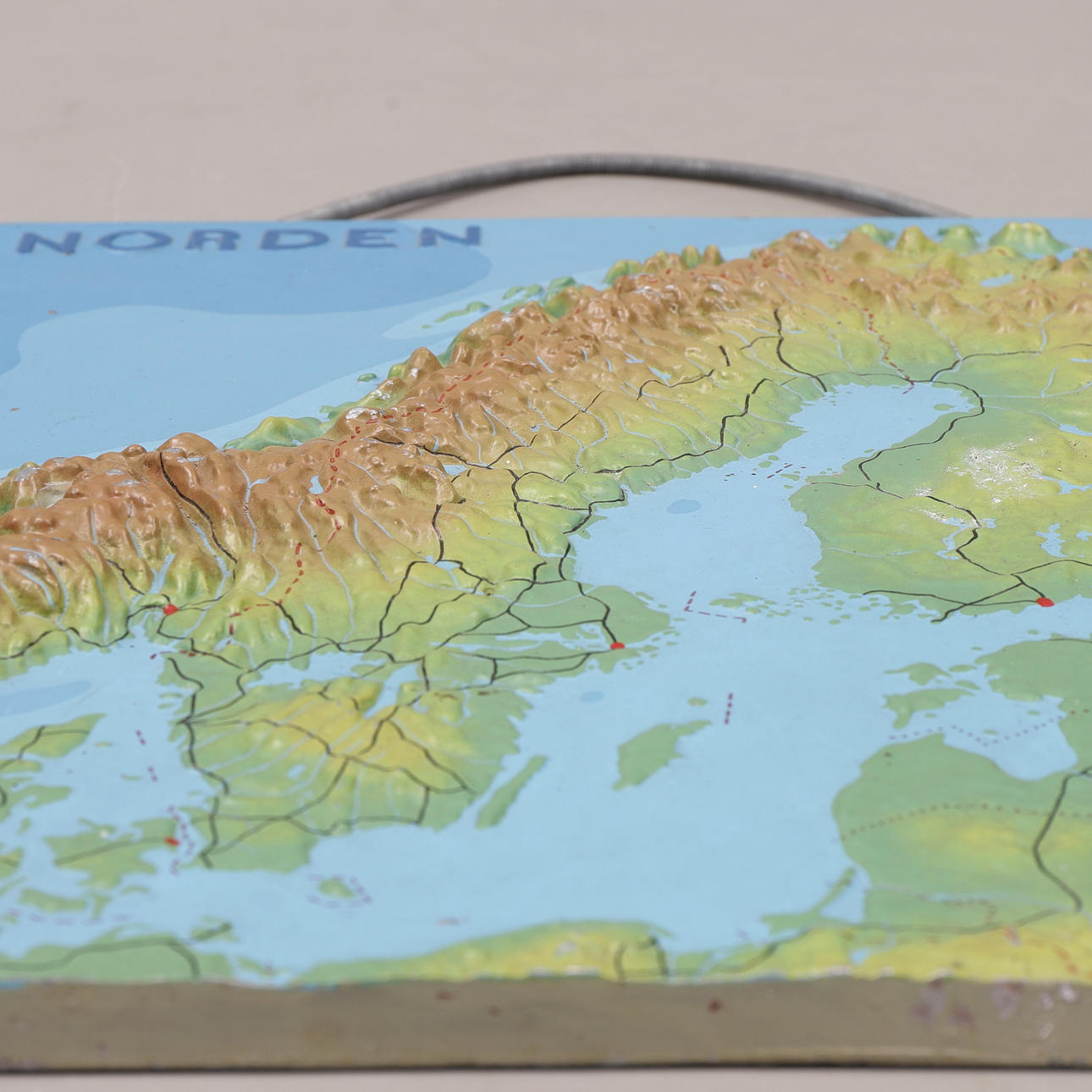 RELIEF MAP, metal, 