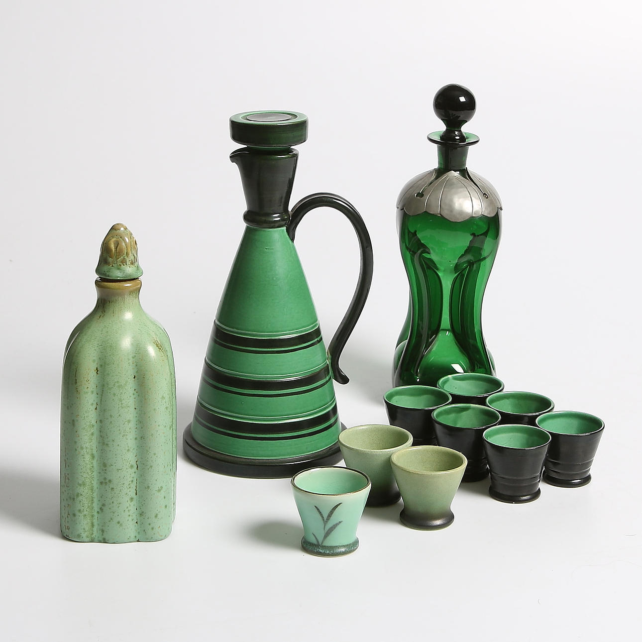 PARTI KERAMIK samt GLAS, 12 delar, Bo Fajans, Gefle samt Holmegaard.