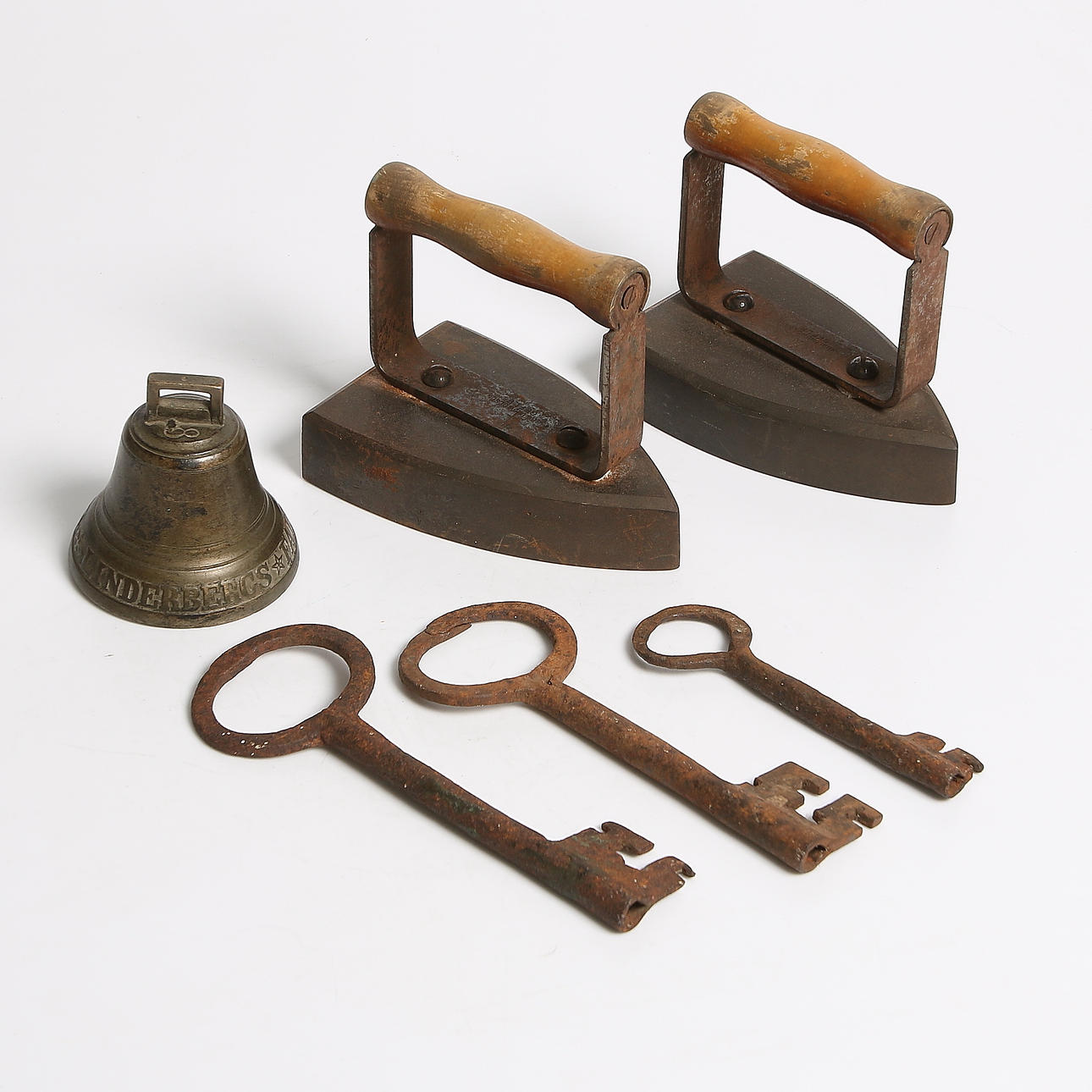 PARTI ALLMOGEFÖREMÅL, 6 delar.