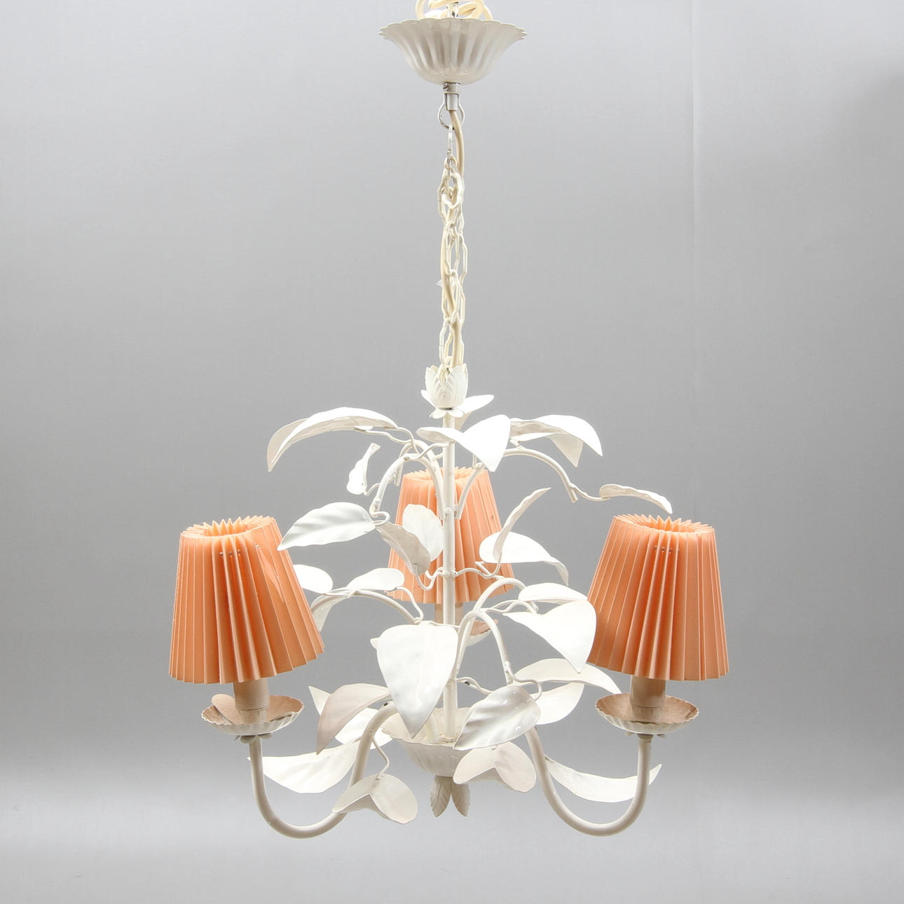 TAKLMPA, med 3 ljuspunkter, metall, 1900-tal.