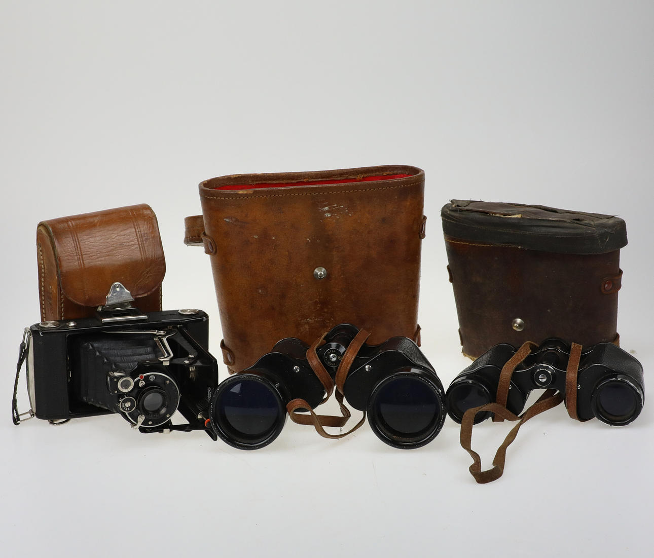 FERNGLAS und KAMERA, 3 Teile.