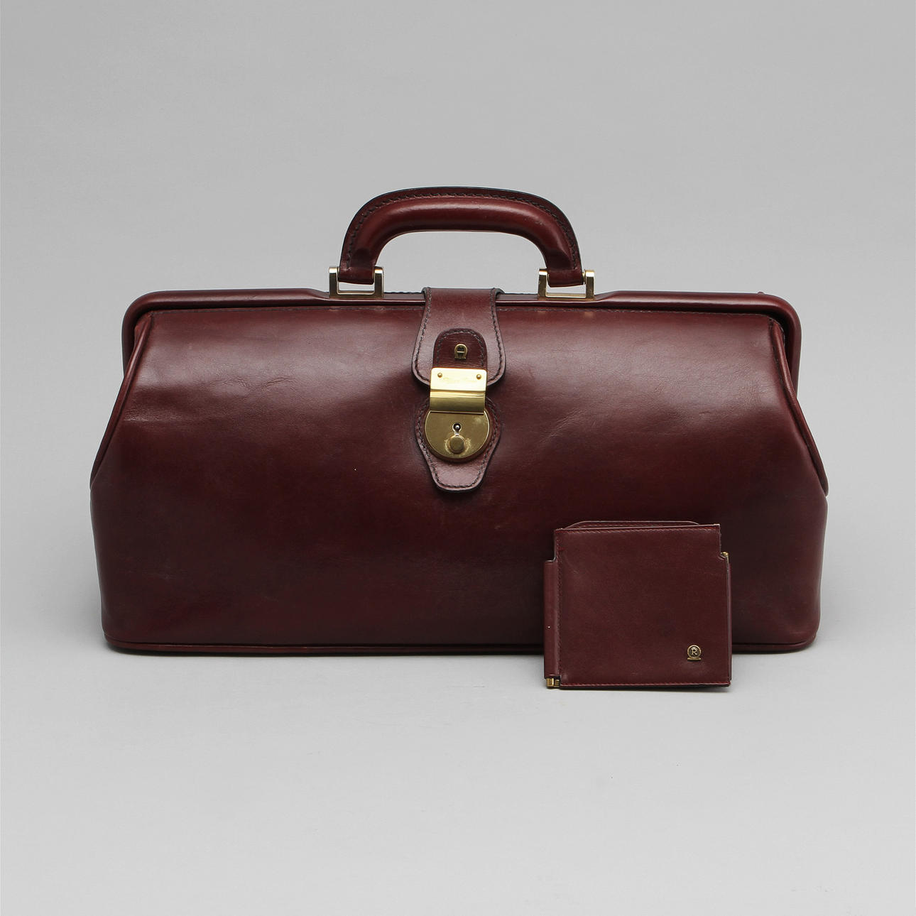 VÄSKA samt PLÅNBOK, Läder, Etienne Aigner.