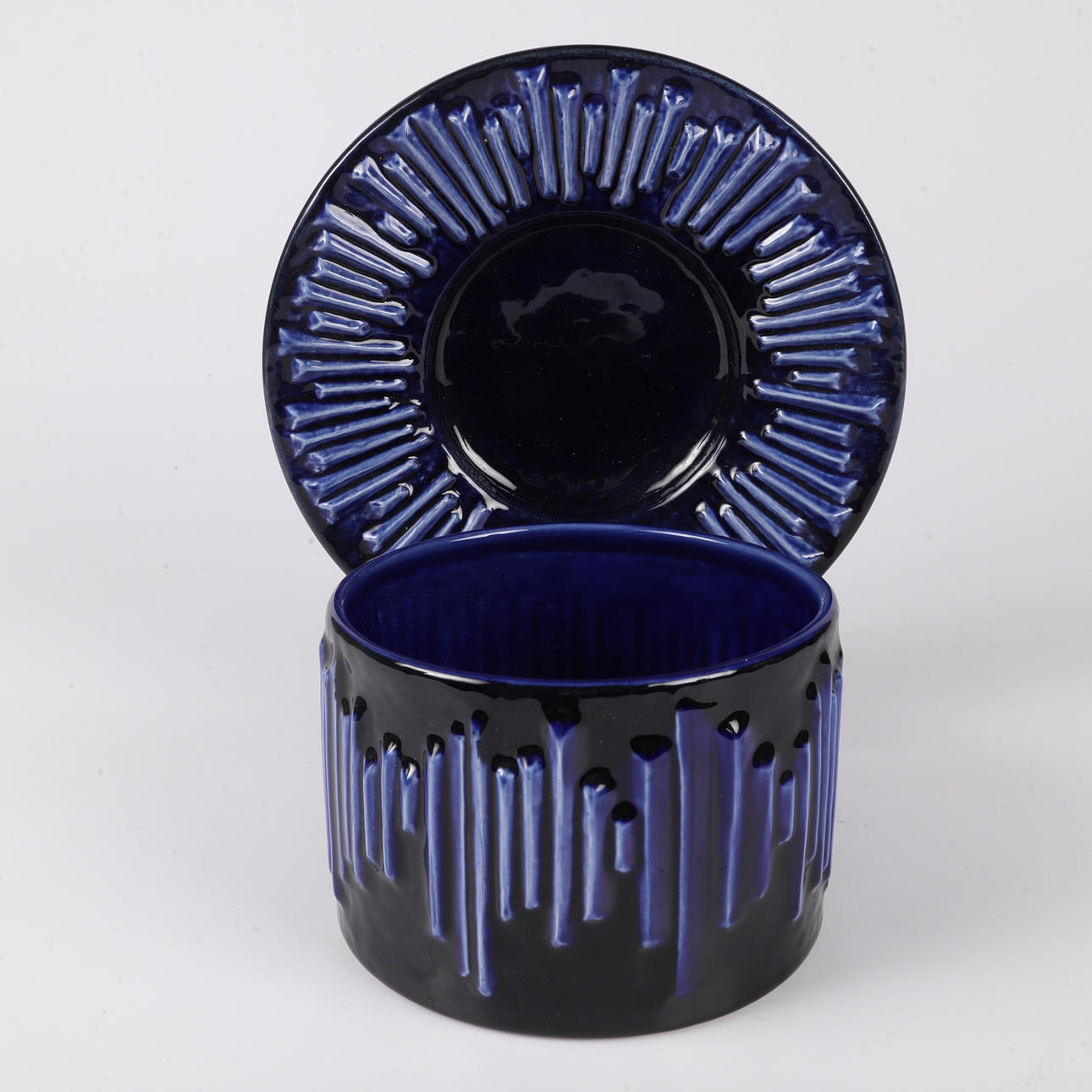 CARL-HARRY STÅLHANE. Dish and bowl, 