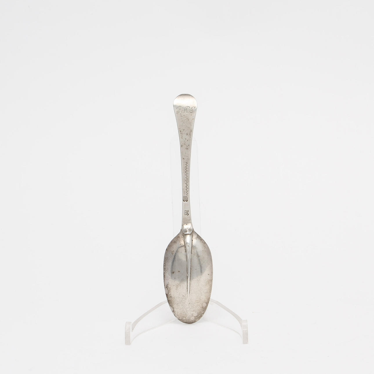 RÅTTSVANSSKED, silver. Jeremias Dahlén, Västerås 1722-36. Vikt ca 60 gram.