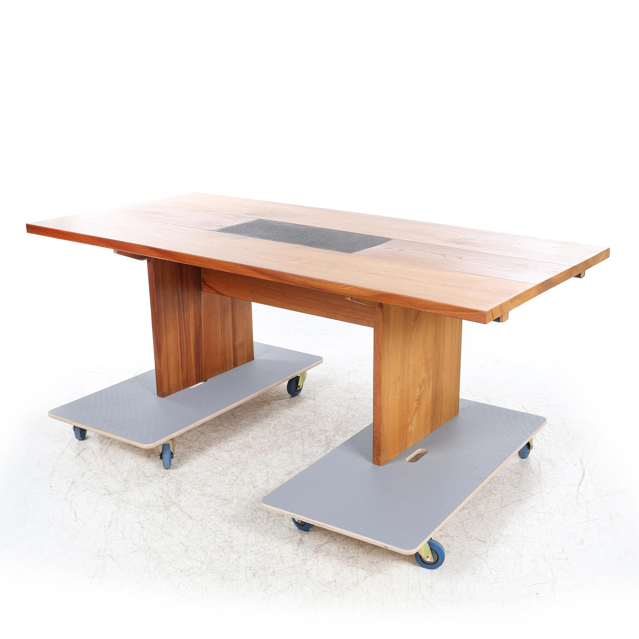 ESSTISCH, Sven Larsson Möbelshop, Malmö.