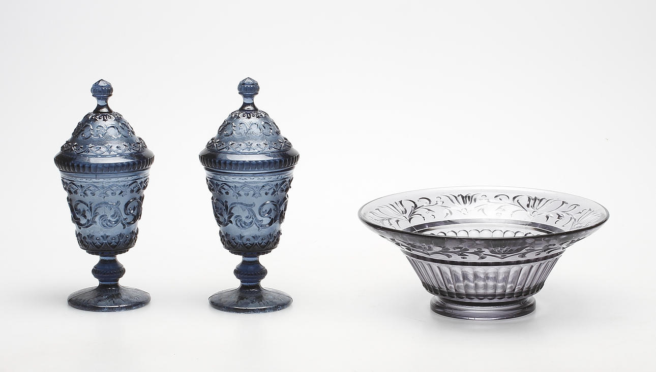 SKÅL, Edvin Ollers, samt 2 st pokalvaser, okänd formgivare.