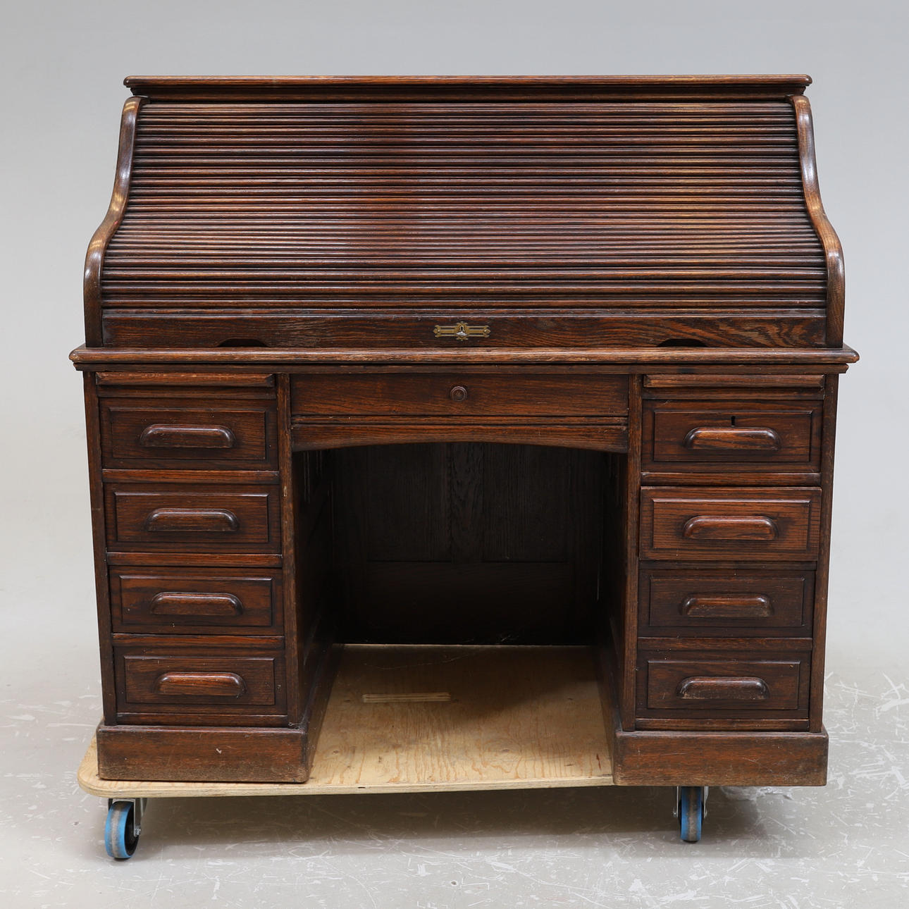 ESCRITORIO CON CELOSÍA, siglo XIX/XX.