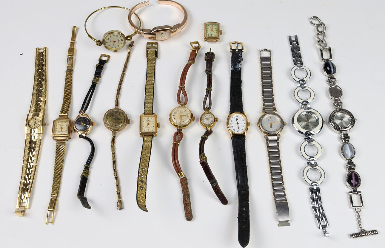 Posten Armband- und Spangenuhren, 14 Stück.