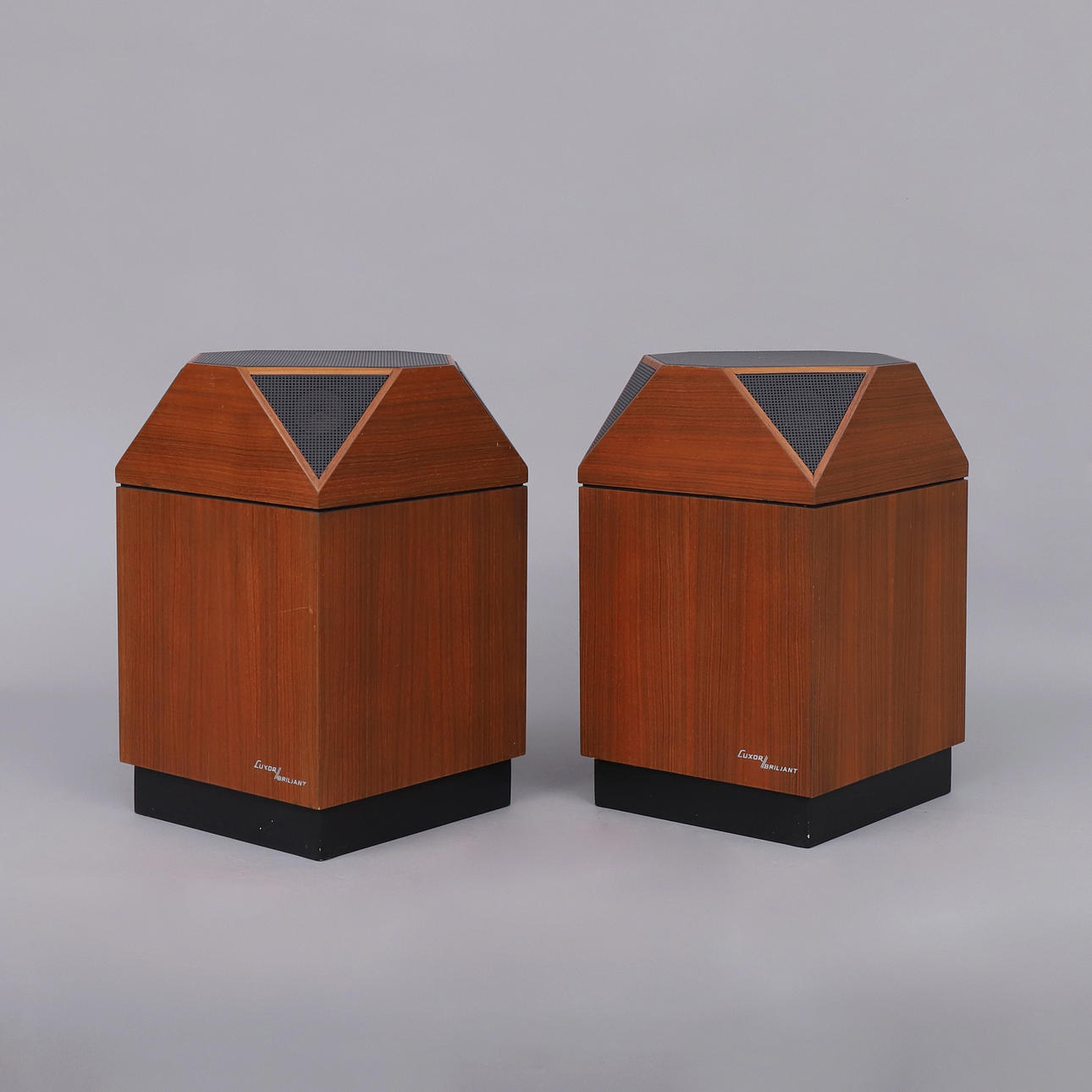 SPEAKER, Luxor Brilliant.