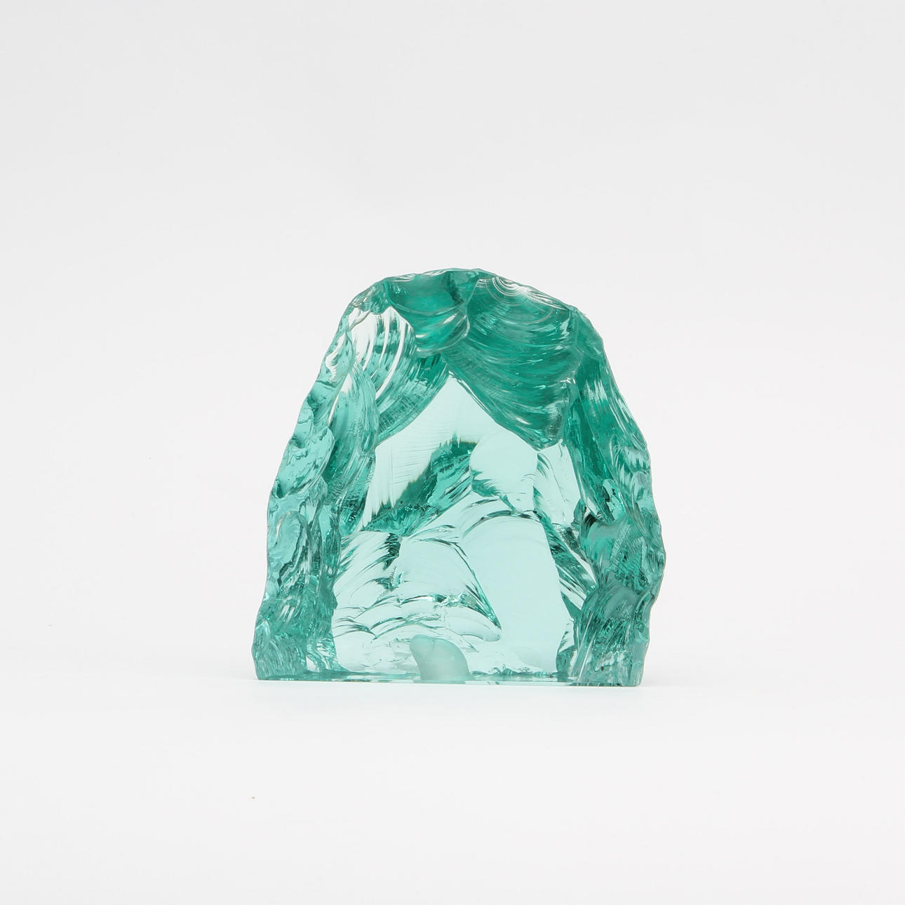 VICKE LINDSTRAND. Skulptur, signerad Kosta, V. Lindstrand.