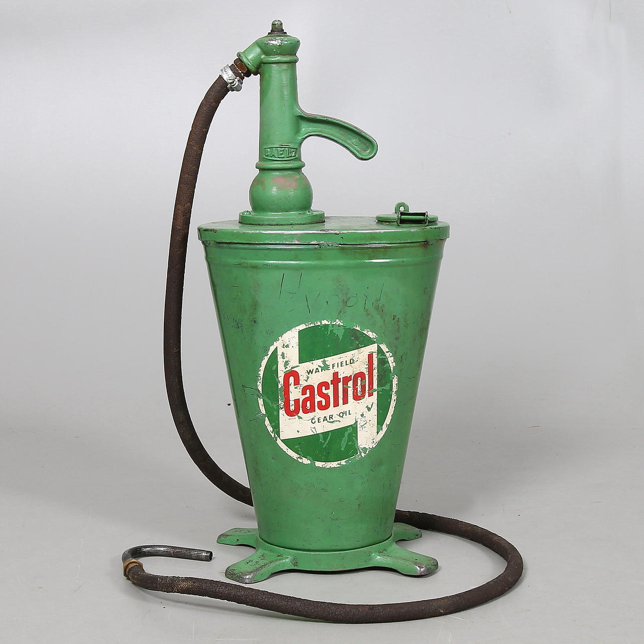 OLJEPUMP, Castrol. 1950-tal.