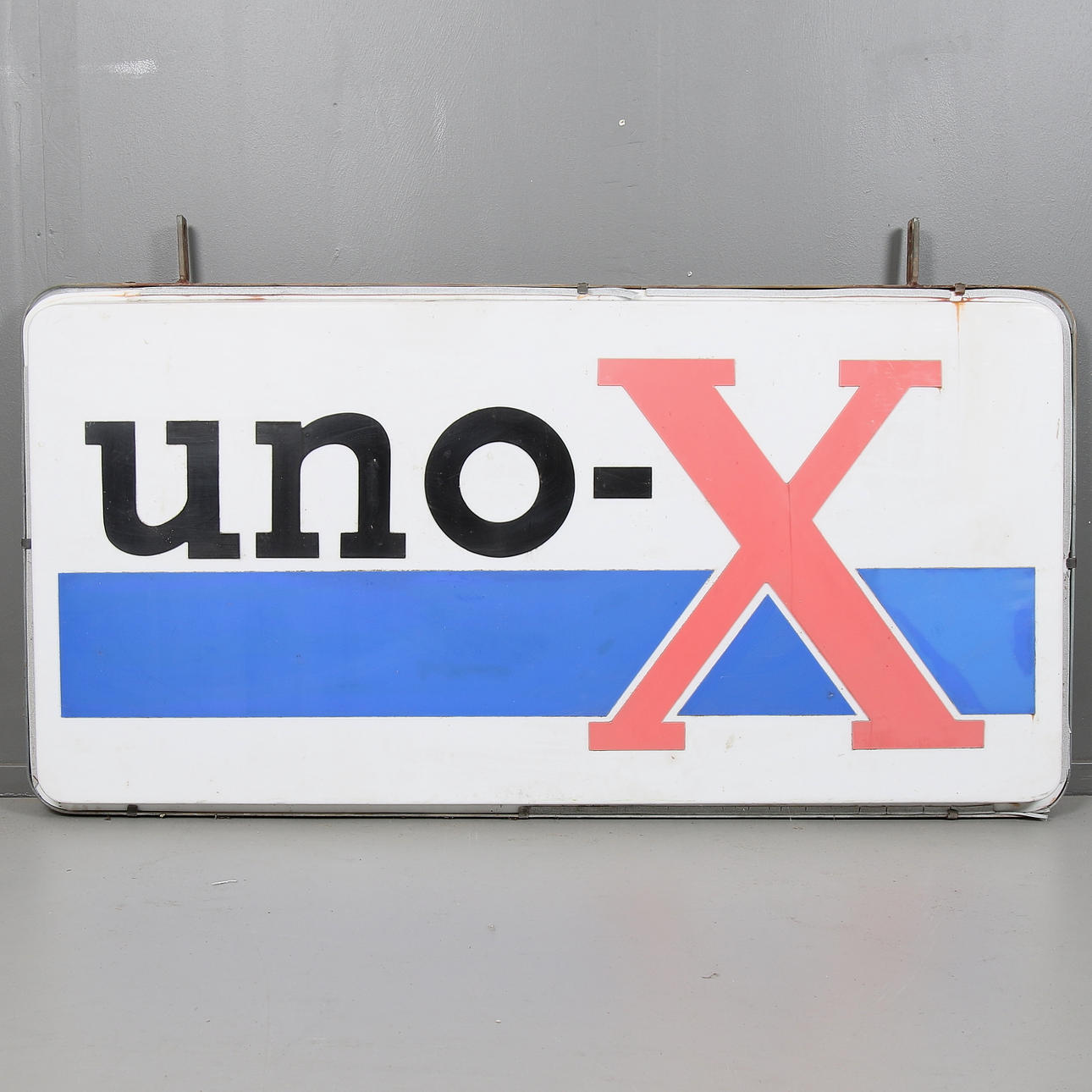 LJUSSKYLT, Uno-X, 1950-tal.