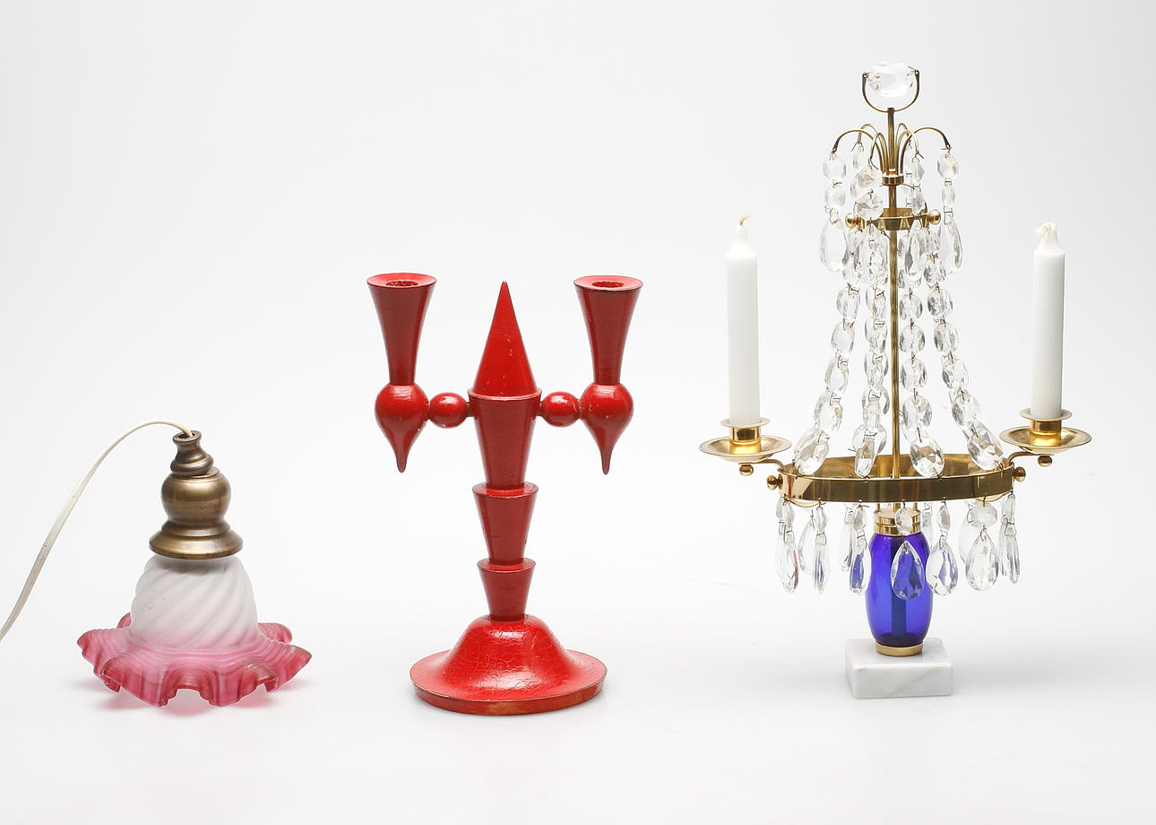 BELYSNINGSFÖREMÅL, 3 delar, 1900-tal.