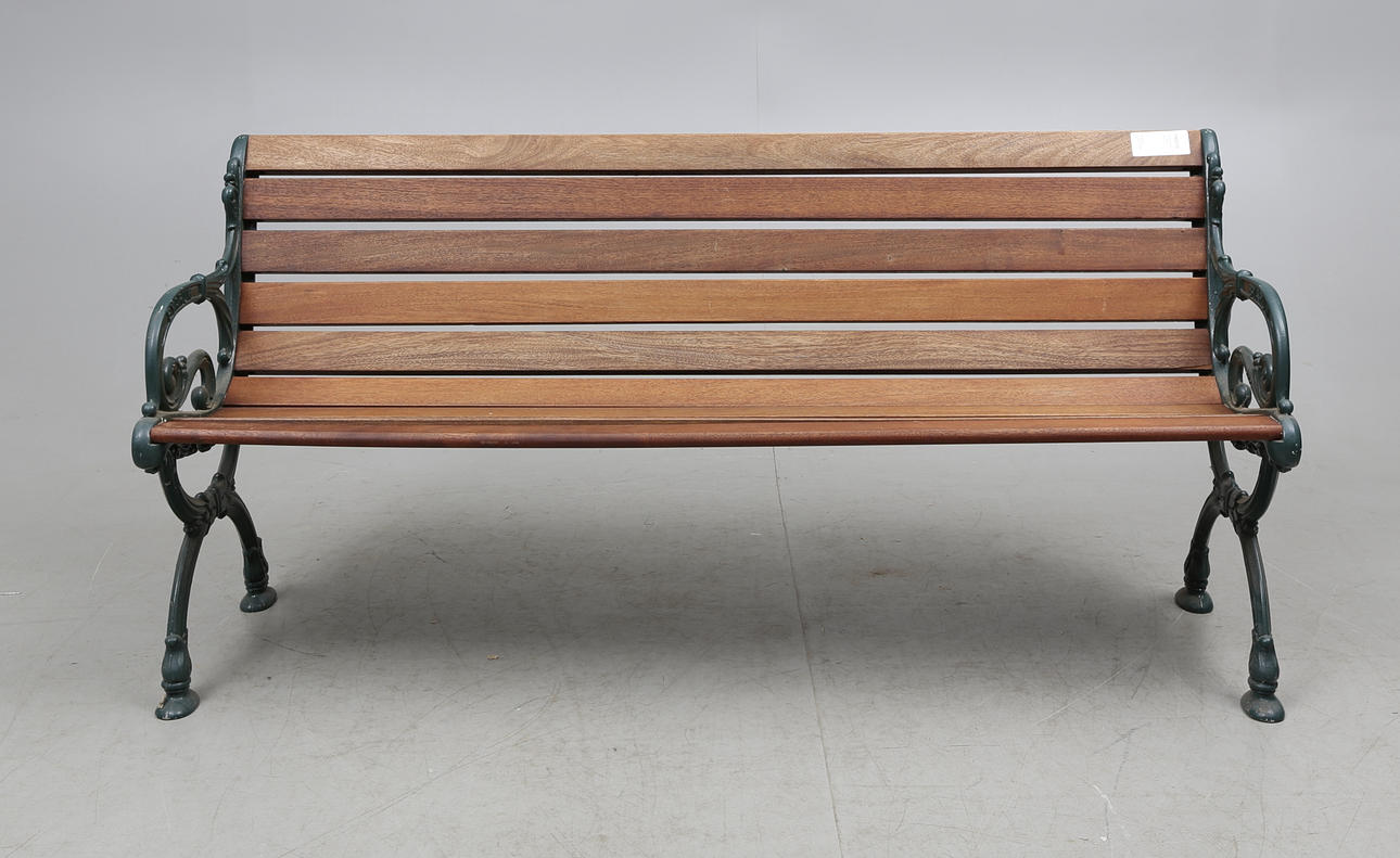 TRÄDGÅRDSSOFFA, Byarum, 1900-tal.