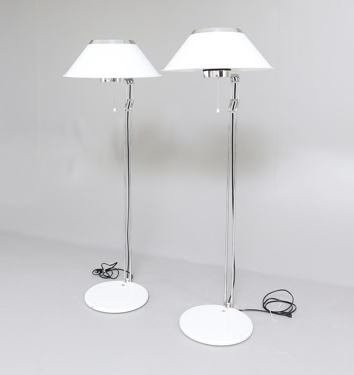 PER SUNDSTEDT. Golvlampor, 1 par, "Mars", Atelje Lyktan, Åhus.