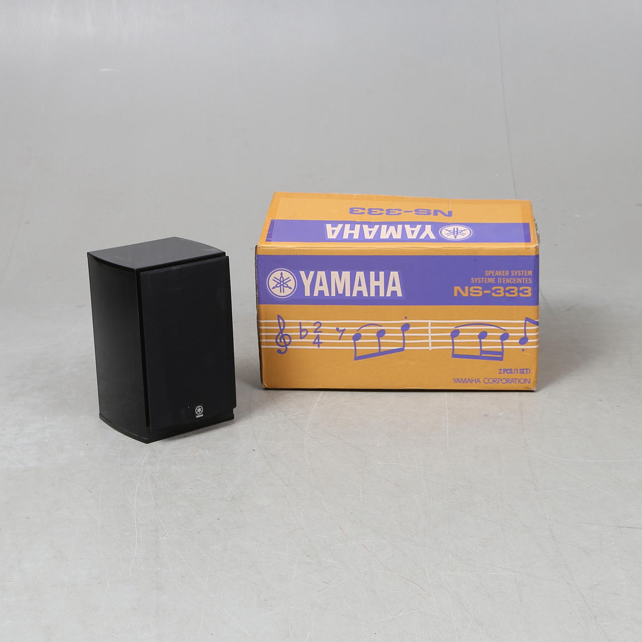 KAIUTTIMET, pari, Yamaha NS-333.