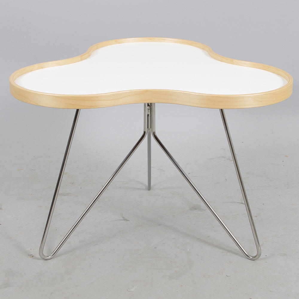 BORD, "Flower", design Christine Schwarzer, Swedese.