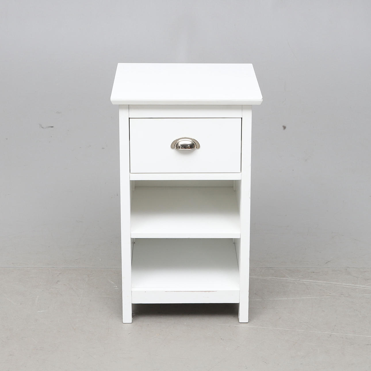 HYLLY, LAATIKKO, 1900/2000.