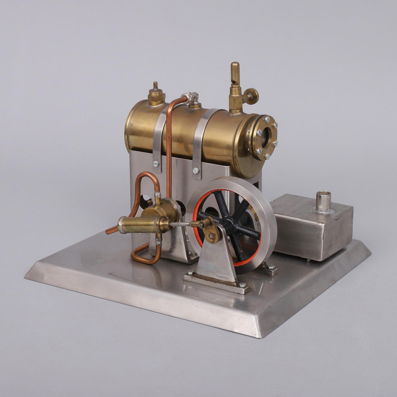 STEAM ENGINE, kerosene powered.