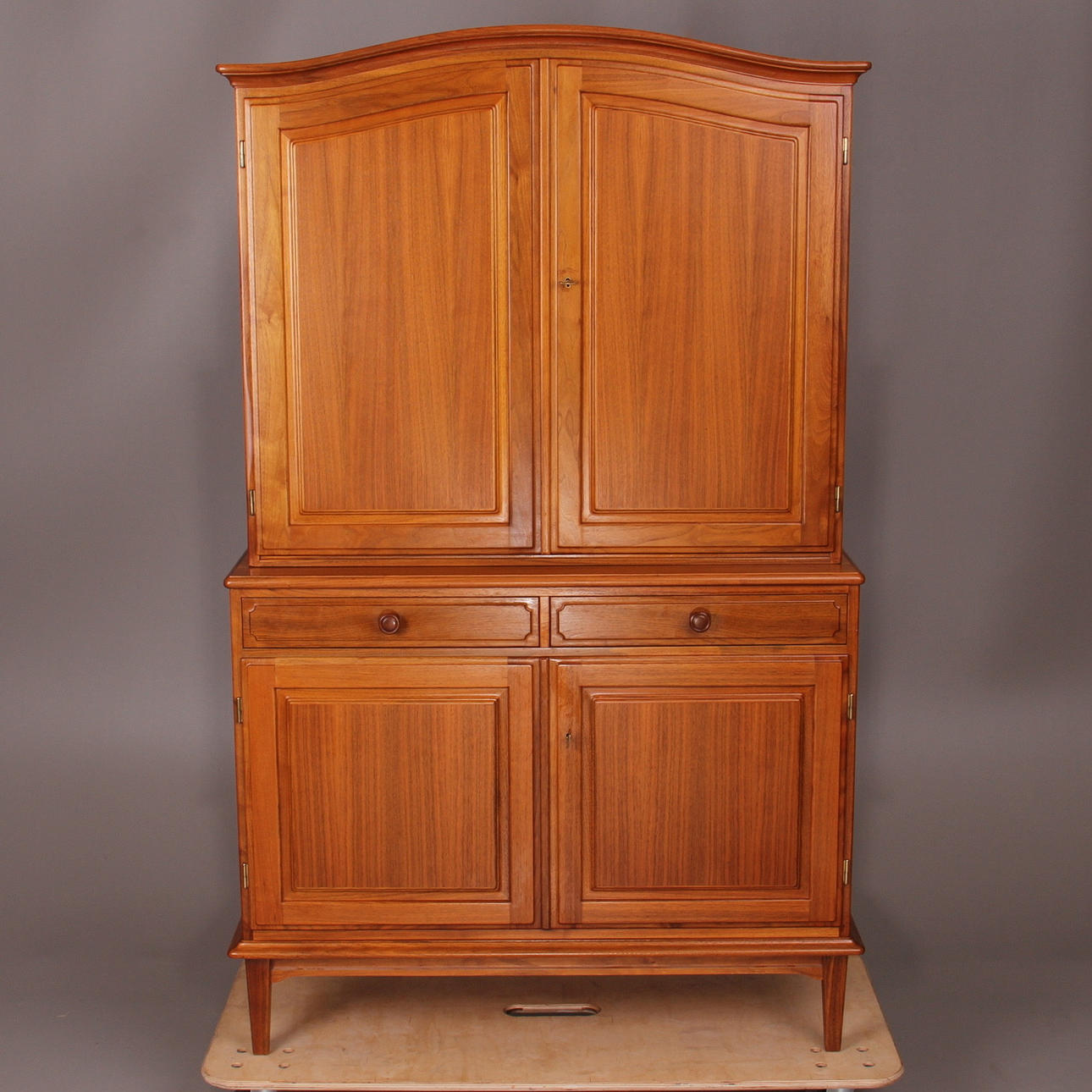 MATSALSSKÅP, Carl Malmsten-stil, 1900-talets andra hälft.