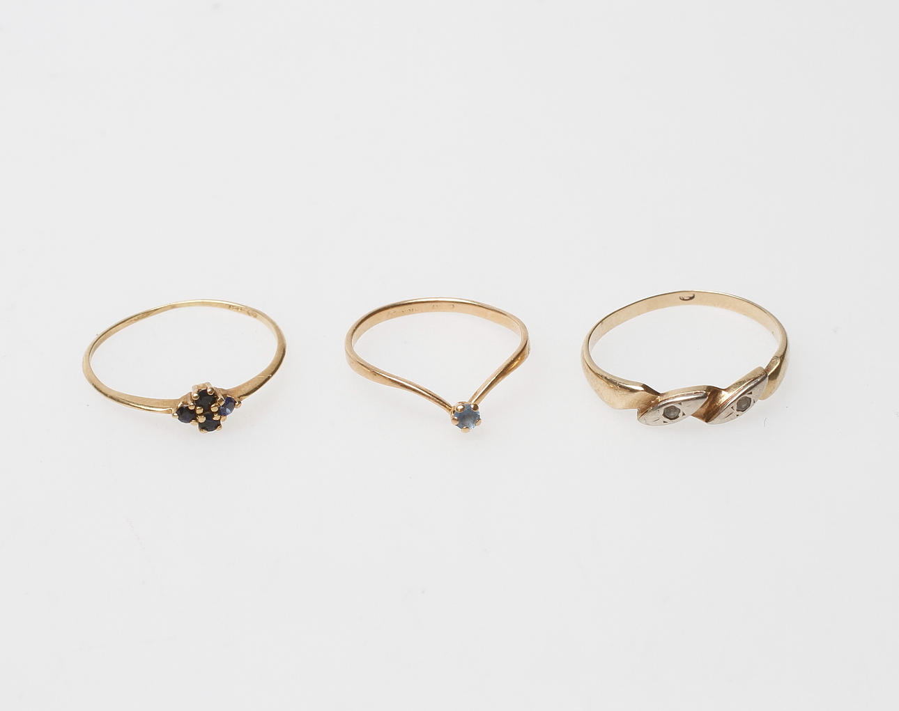 RINGAR, 3 st, 18k guld, vikt ca 3 gr.
