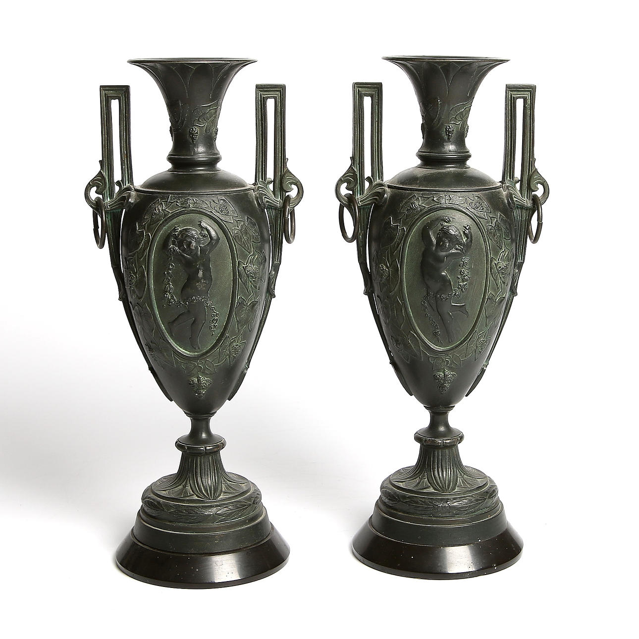 URNOR/VASER, 1 par, jugend. 1800-tal.