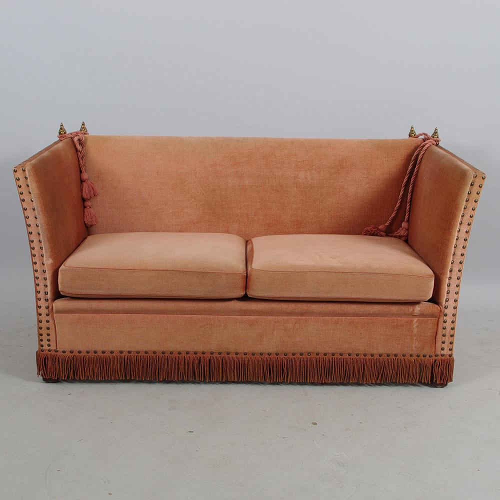 SOFFA, plysch, spansk stil.