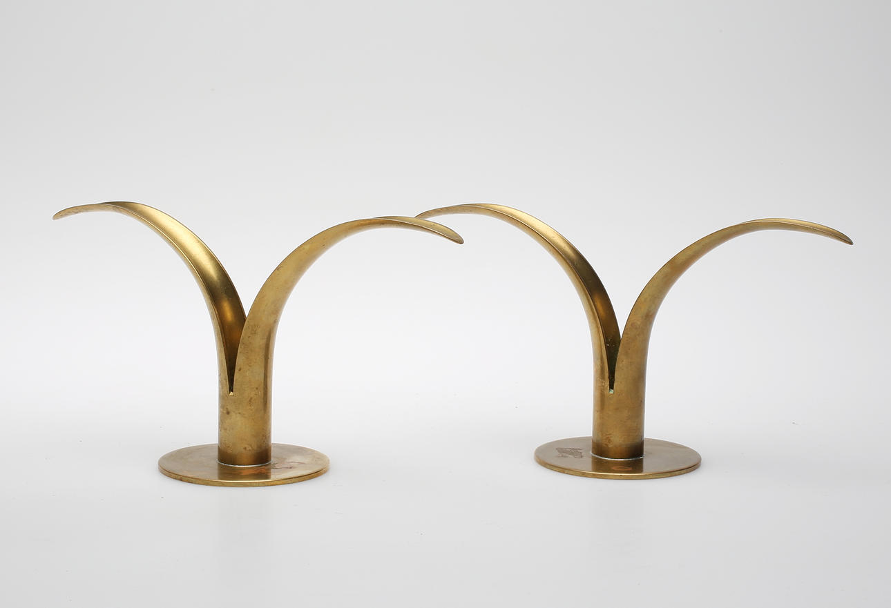 LJUSSTAKAR, 1 par, "Liljan", Ystad Metall, Ivar Åhlenius Björk.