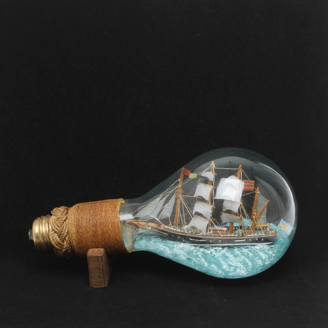 FLASKSKEPP av lampa, 1900-tal.