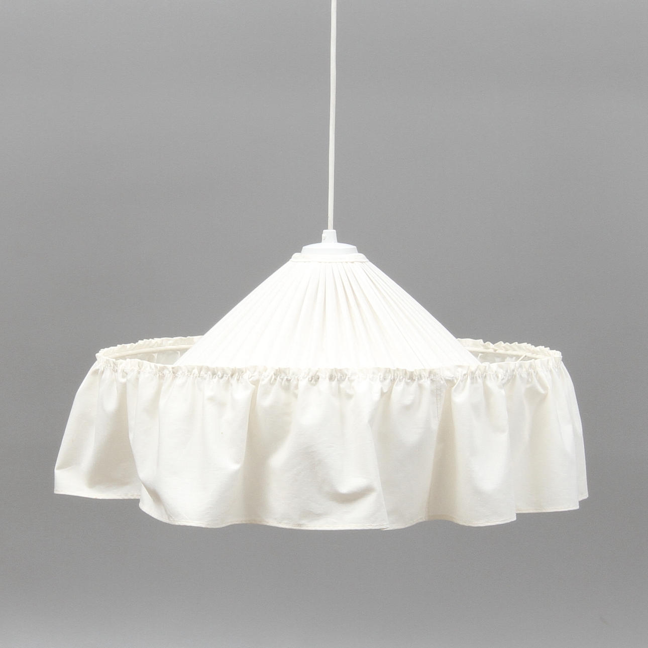 TAKLAMPA, modellnr. 2559/2560, design Josef Frank för Svenskt Tenn.