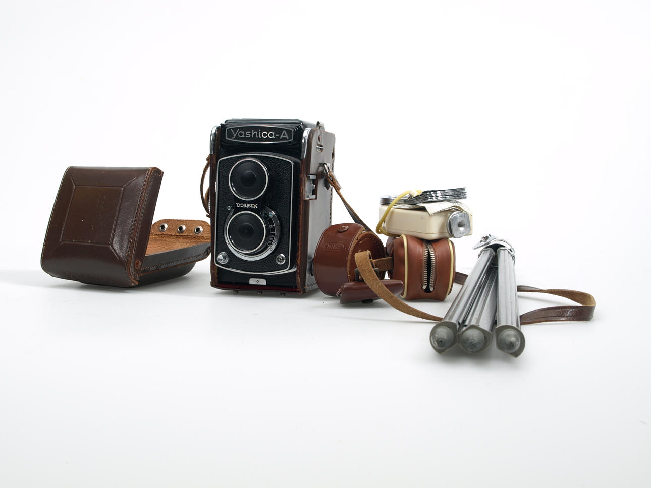 KAMERA, Yashica-A, Japan.